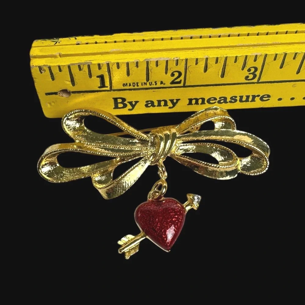 Vintage‎ 1986 Phister Ent Gold Bow Brooch - 7 Interchangeable Holiday Charms Set